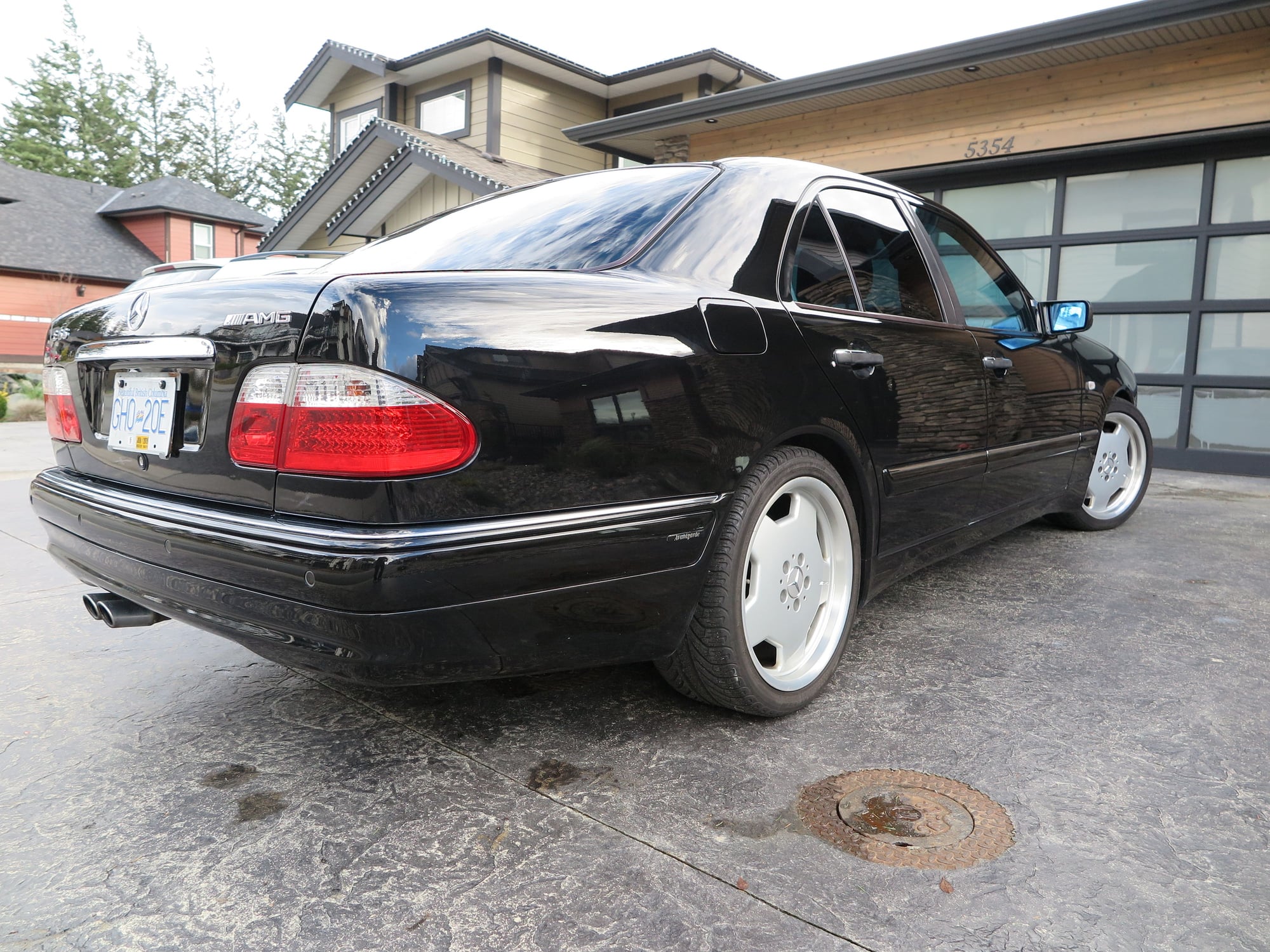 1998 Mercedes-Benz E55 AMG - 1998 E55 AMG 99,600 KM SINCE NEW, 2ND OWNER, ORIGINAL, NO ACCIDENTS - Used - VIN 1A515550 - 99,600 Miles - 8 cyl - 2WD - Automatic - Sedan - Black - Chilliwack, BC V2R0J6, Canada