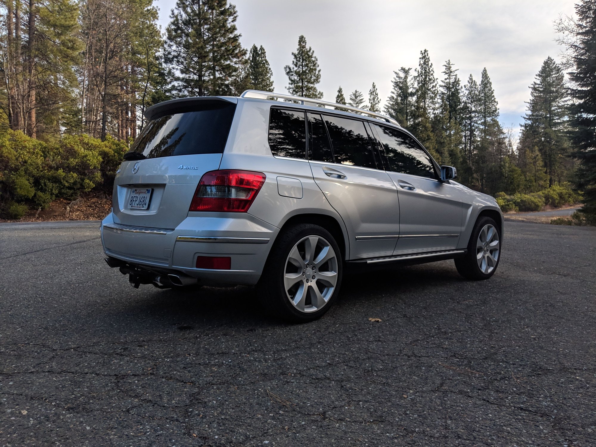 2010 Mercedes-Benz GLK350 - 2010 GLK 350 4Matic - Used - VIN Wdcgg8hb7af288753 - 92,222 Miles - 6 cyl - AWD - Automatic - SUV - Silver - Mount Shasta, CA 96067, United States