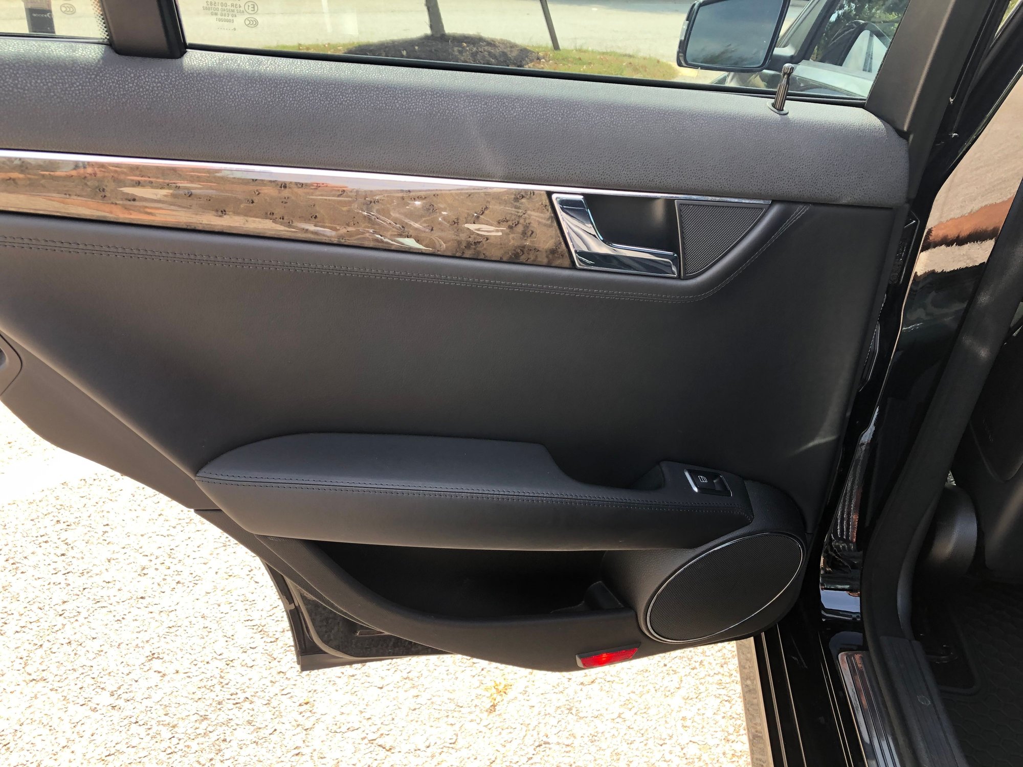 2011 Mercedes-Benz C63 AMG - FS (DC): 2011 C63 AMG (P31) LSD Black on Black - Used - VIN WDDGF7HB7BFXXXXX8 - 70,900 Miles - 8 cyl - 2WD - Automatic - Sedan - Black - Alexandria, VA 22314, United States