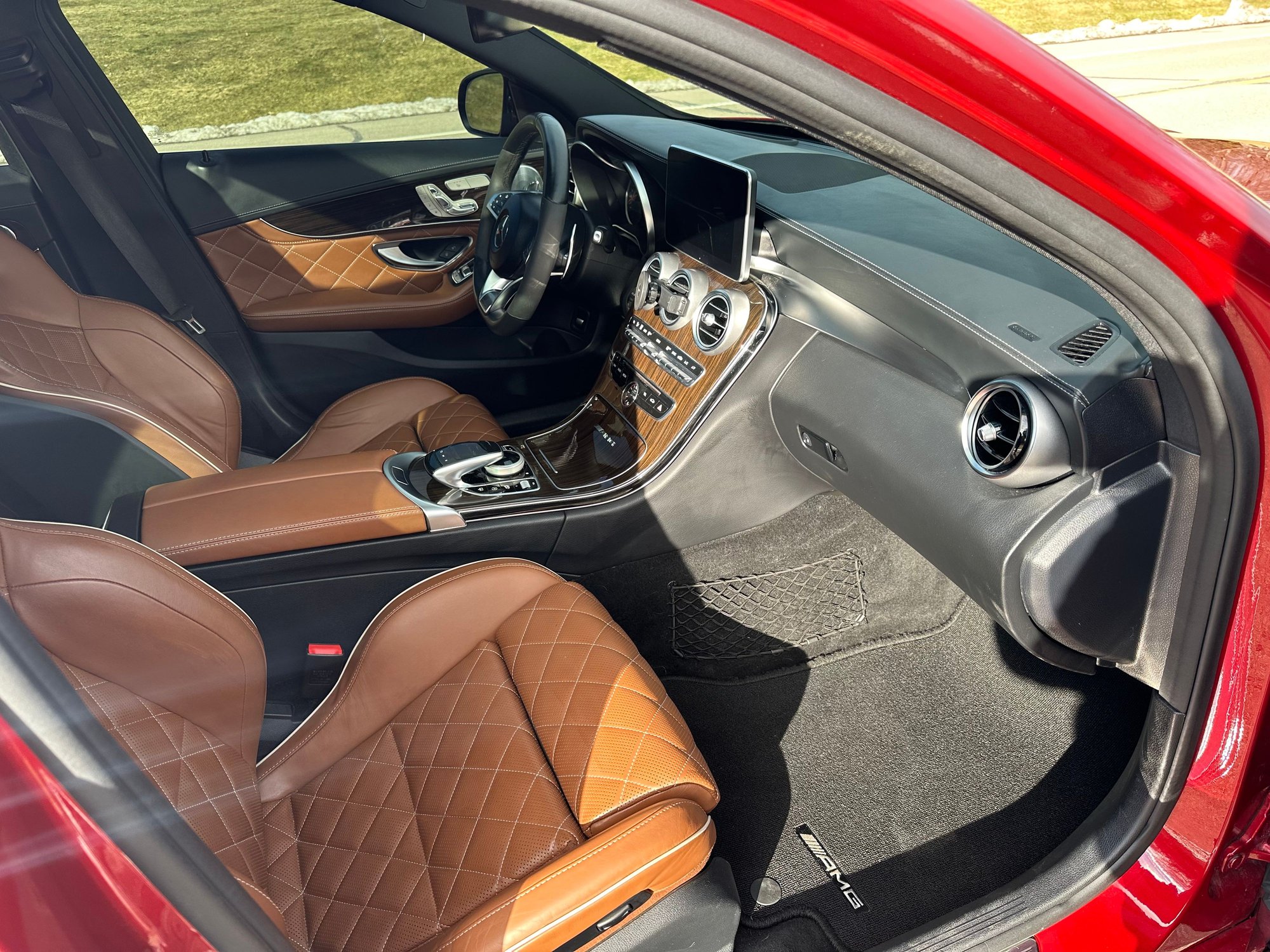 2017 Mercedes-Benz C63 AMG S - 2017 Mercedes Benz c63S AMG stage 2 PTG tuned rare color combo - Used - VIN 55SWF8HB0HU187460 - 33,000 Miles - 8 cyl - Red - Rochester Hills Michigan, MI 48307, United States
