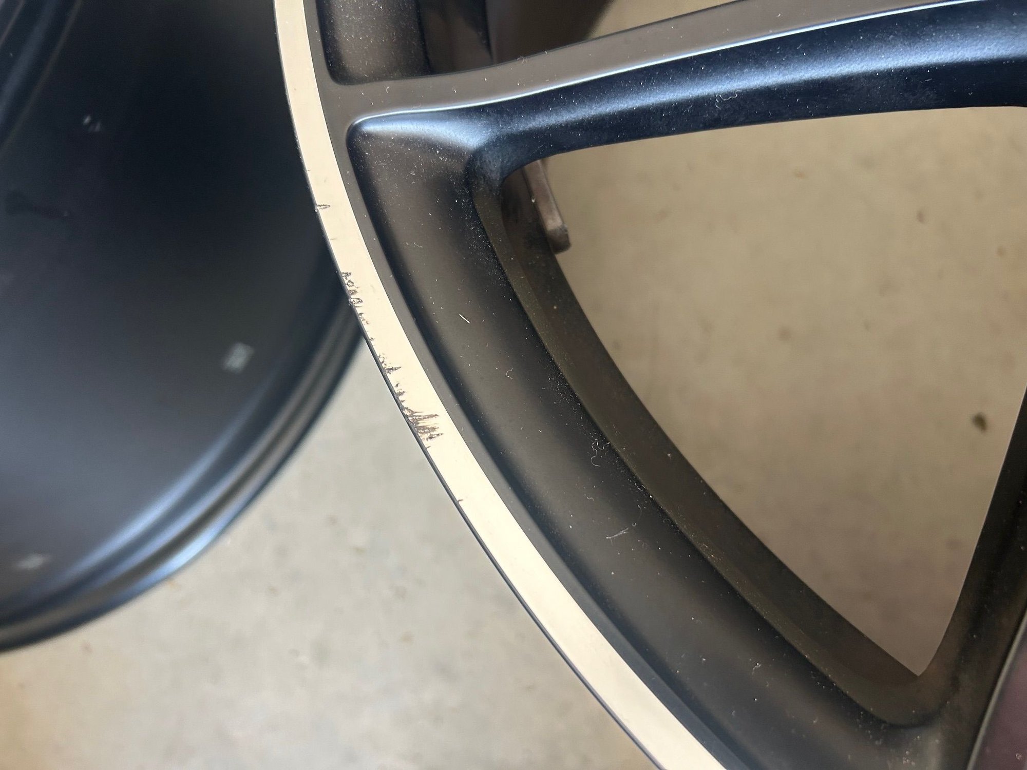 Wheels and Tires/Axles - 2024 GLE53 AMG Staggered 22" Wheels - Used - 0  All Models - Jacksonville, NC 28546, United States