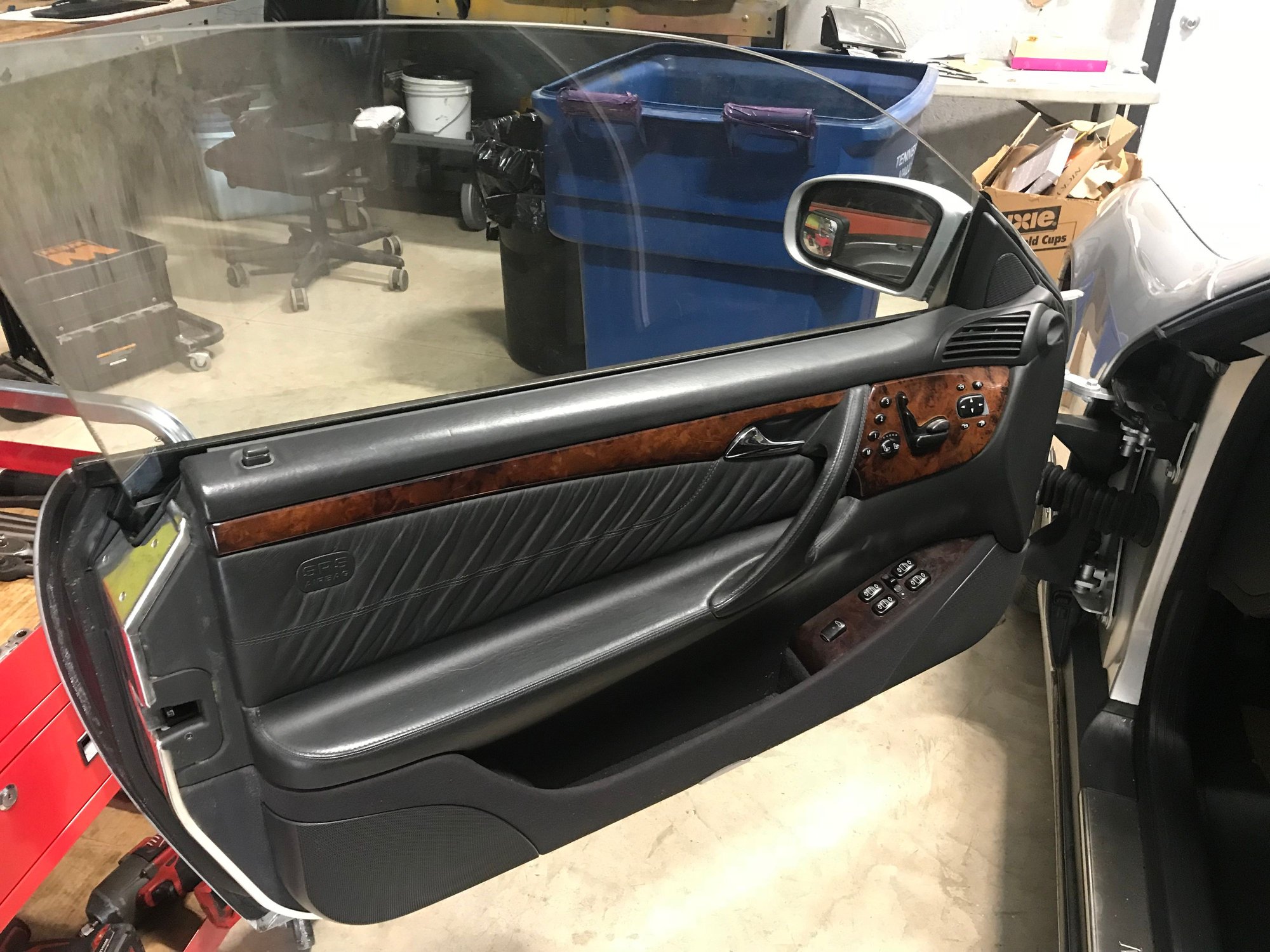 2001 Mercedes-Benz CL600 - 2001 Mercedes CL600 V12 Clean Title - Used - VIN WDBPJ78J01A013259 - 105,000 Miles - Greensboro, NC 27313, United States