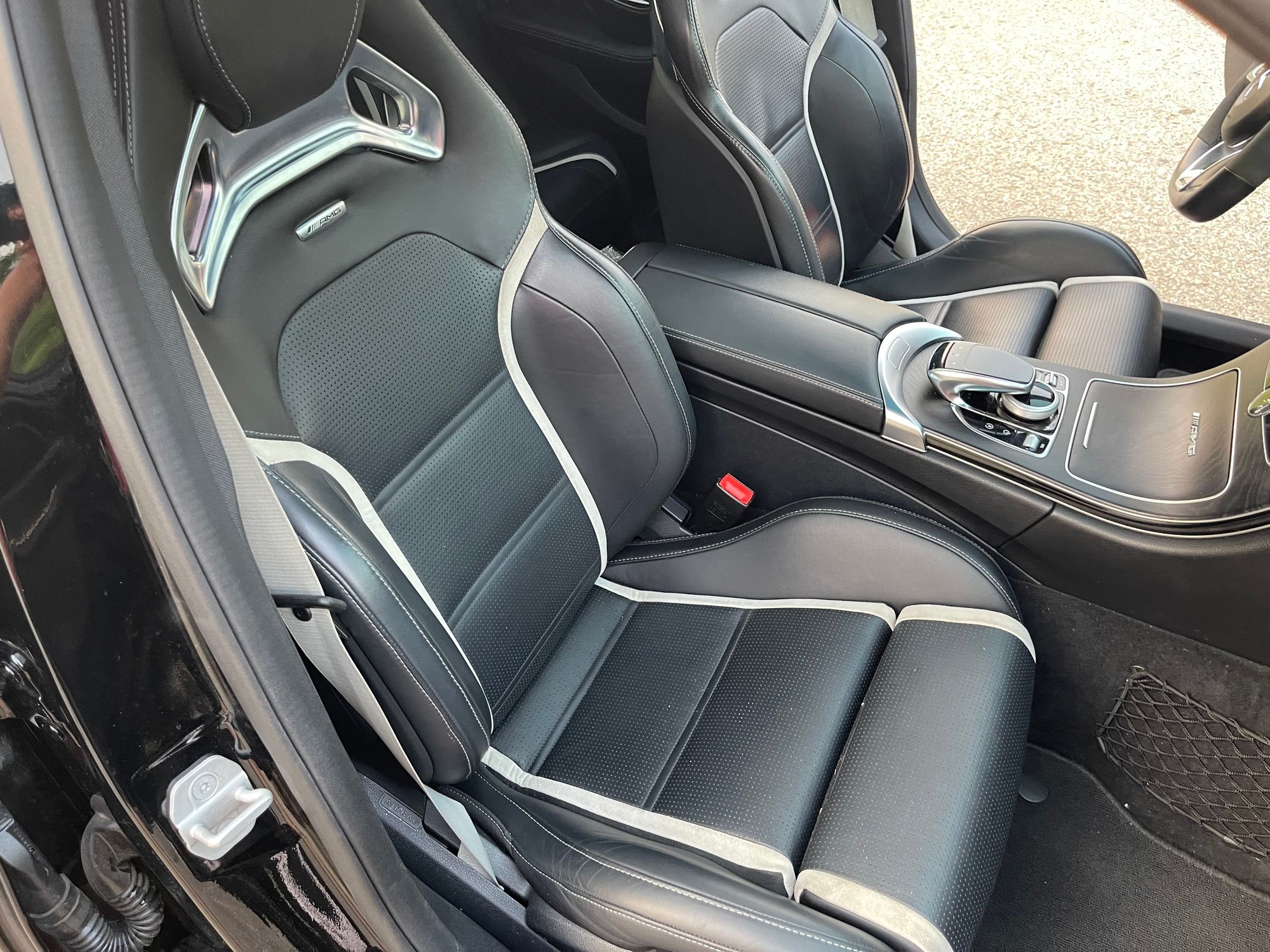 2016 Mercedes-Benz C63 AMG S - 2016 Mercedes benz C63S AMG pure 900 turbos - Used - VIN 55SWF8HB2GU099251 - 56,000 Miles - 8 cyl - Automatic - Sedan - Black - Rochester Hills, MI 48307, United States