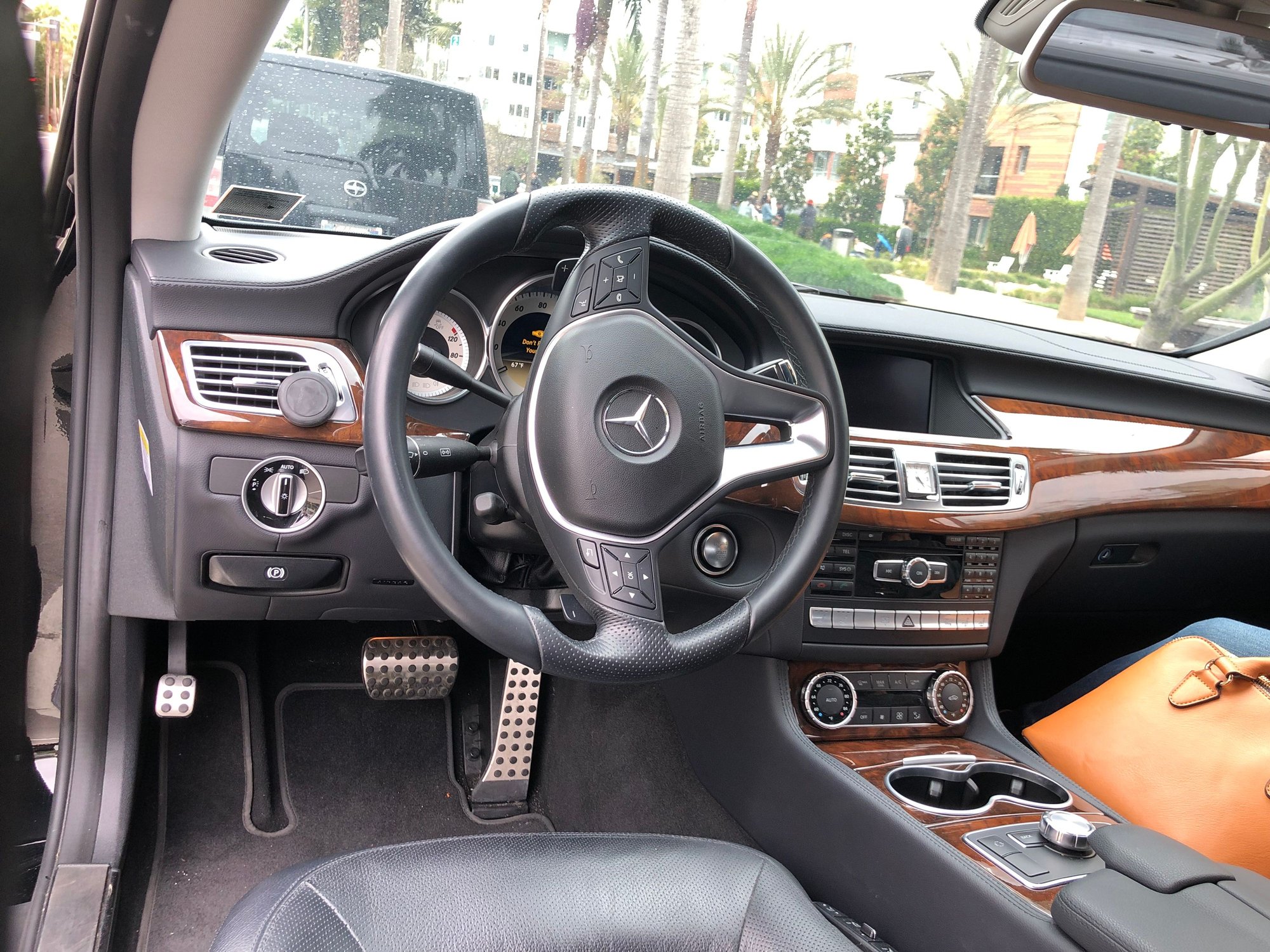 2012 Mercedes-Benz CL550 - Black on Black 2012 CLS550 SOCAL - Used - VIN WDDLJ7DB3CA054508 - 31,000 Miles - 8 cyl - 2WD - Automatic - Sedan - Black - Los Angeles, CA 90094, United States