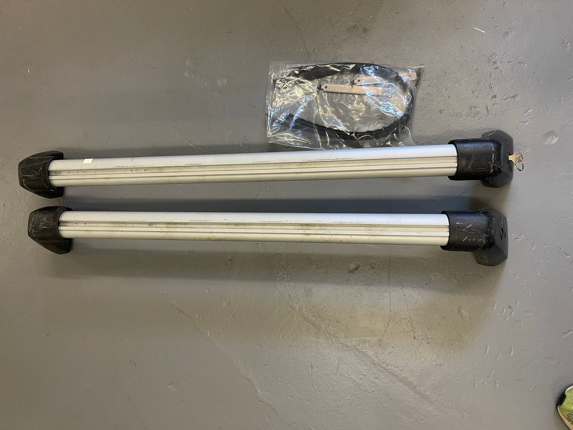 Accessories - W204: Roof Rails (Cross Bars) for 2008-2014 MB C-Class - Used - -1 to 2025  All Models - -1 to 2025  All Models - -1 to 2025  All Models - -1 to 2025  All Models - -1 to 2025  All Models - Deerfield, IL 60015, United States