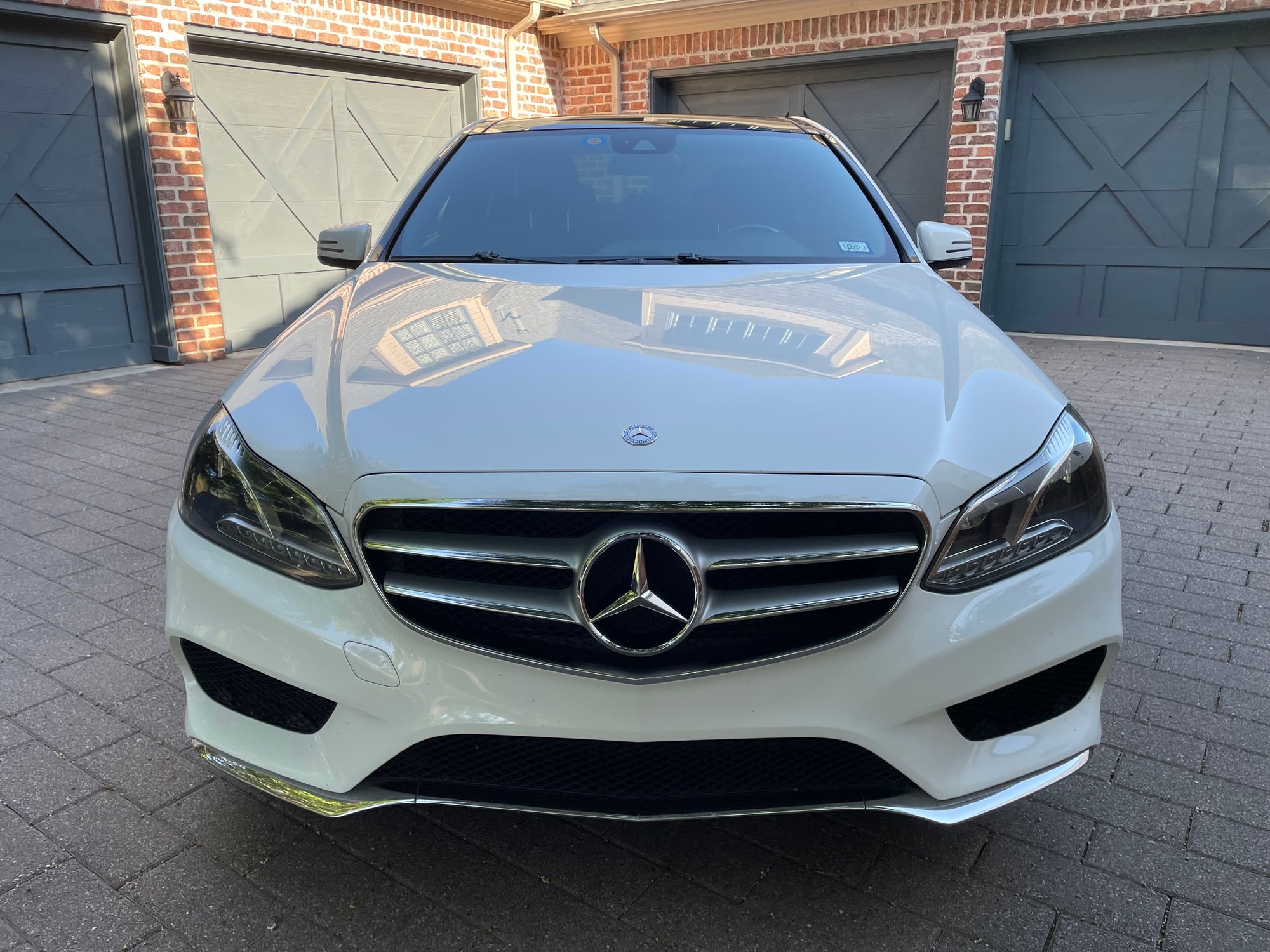 2014 Mercedes-Benz E250 - 2014 Mercedes-Benz E250 Bluetec - Extremely Clean, Well Serviced - Used - VIN WDDHF0EB7EA853496 - 129,500 Miles - 4 cyl - 2WD - Automatic - Sedan - White - Dallas, TX 75230, United States