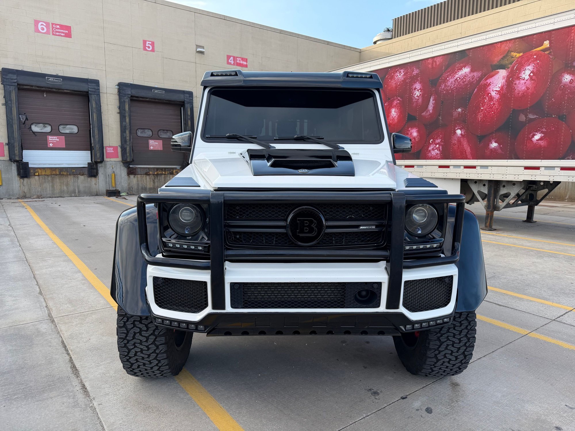2016 Mercedes-Benz G63 AMG - 2016 Mercedes Benz G63 AMG 4 by 4 Squared Brabus parts Tibus portal axles - Used - VIN WDCYC7DF4GX252220 - 45,000 Miles - 8 cyl - White - Rochester Hills, MI 48307, United States