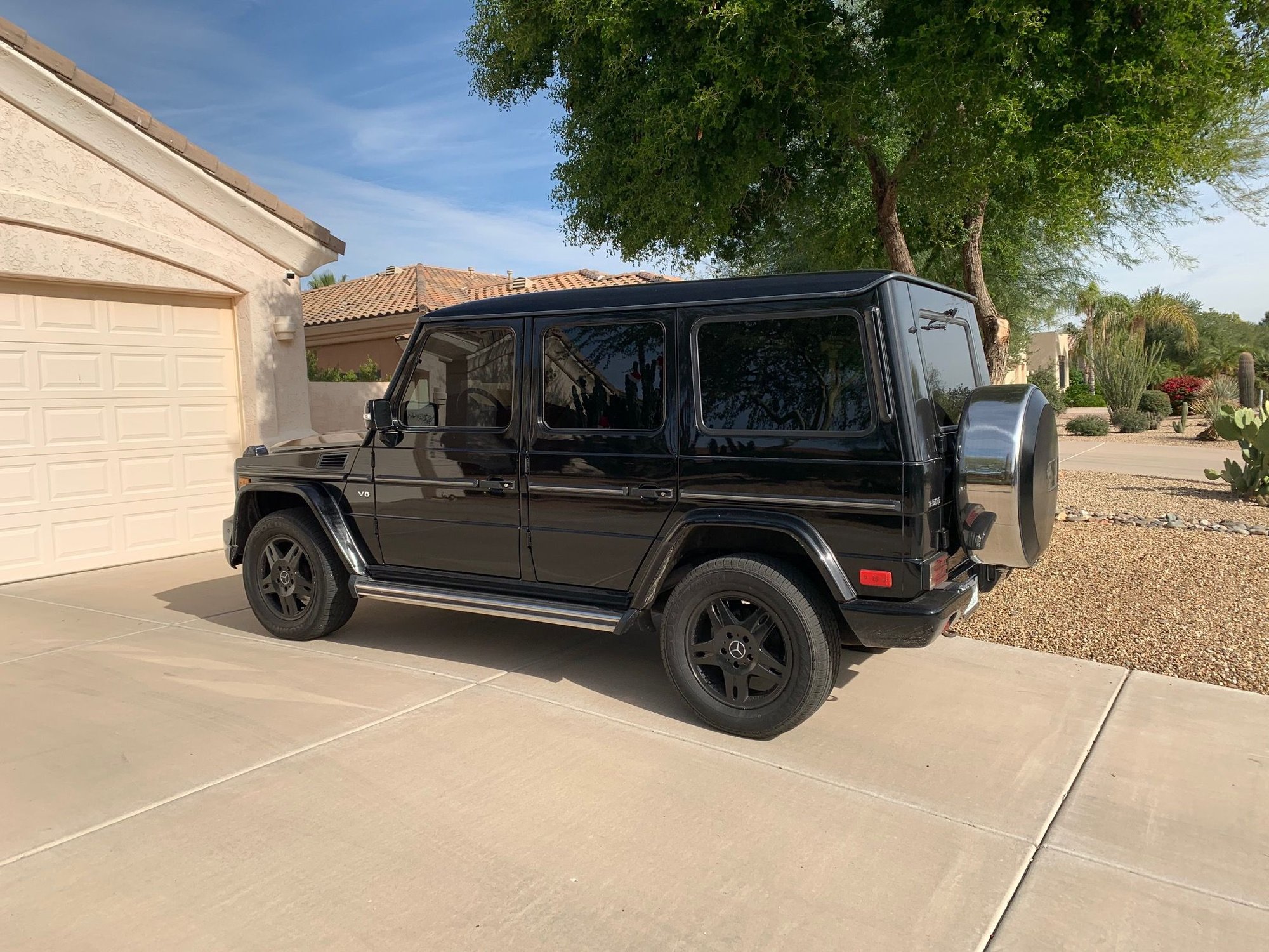 2003 Mercedes-Benz G500 - 2003 Mercedes-Benz G500 - Used - VIN WDCYR49E43X141559 - 198,000 Miles - 8 cyl - 4WD - Automatic - SUV - Black - Nnnn, AZ 55555, United States