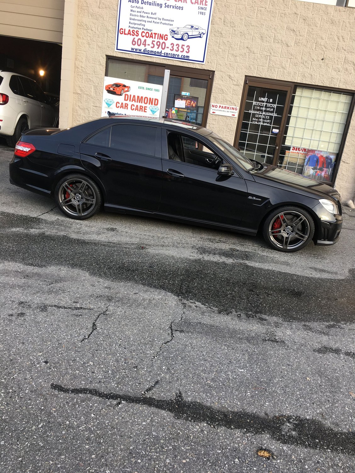2010 Mercedes-Benz E63 AMG - 2010 e63 amg LOW KM - Used - VIN WDDHF7HB3AA137919 - 76,000 Miles - 8 cyl - 2WD - Automatic - Sedan - Black - South Surrey, BC V3W1W7, Canada