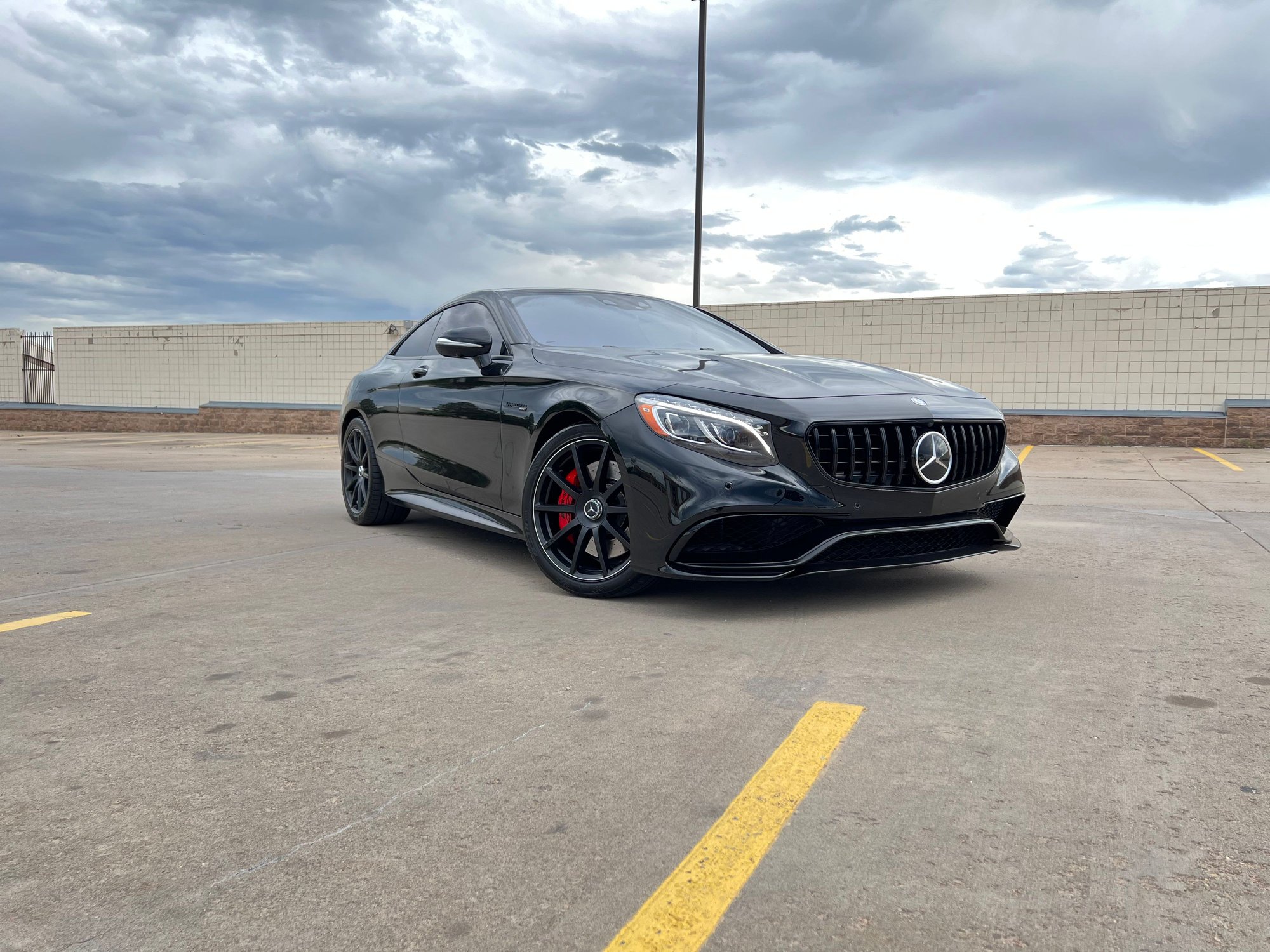 2015 Mercedes-Benz S63 AMG - 2015 MB S63 Coupe - Used - VIN WDDXJ7JB6FA005684 - 34,750 Miles - 8 cyl - 4WD - Automatic - Coupe - Black - Denver, CO 80229, United States
