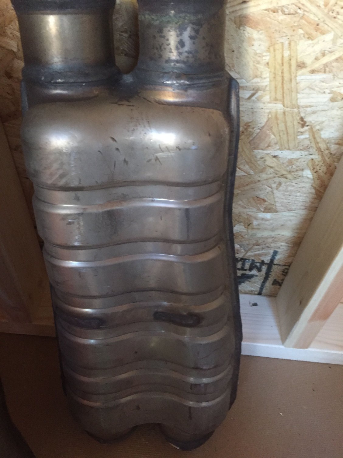 Engine - Exhaust - Factory secondaries, Factory resonator - Used - 2008 to 2014 Mercedes-Benz C63 AMG - Pasadena, MD 21060, United States