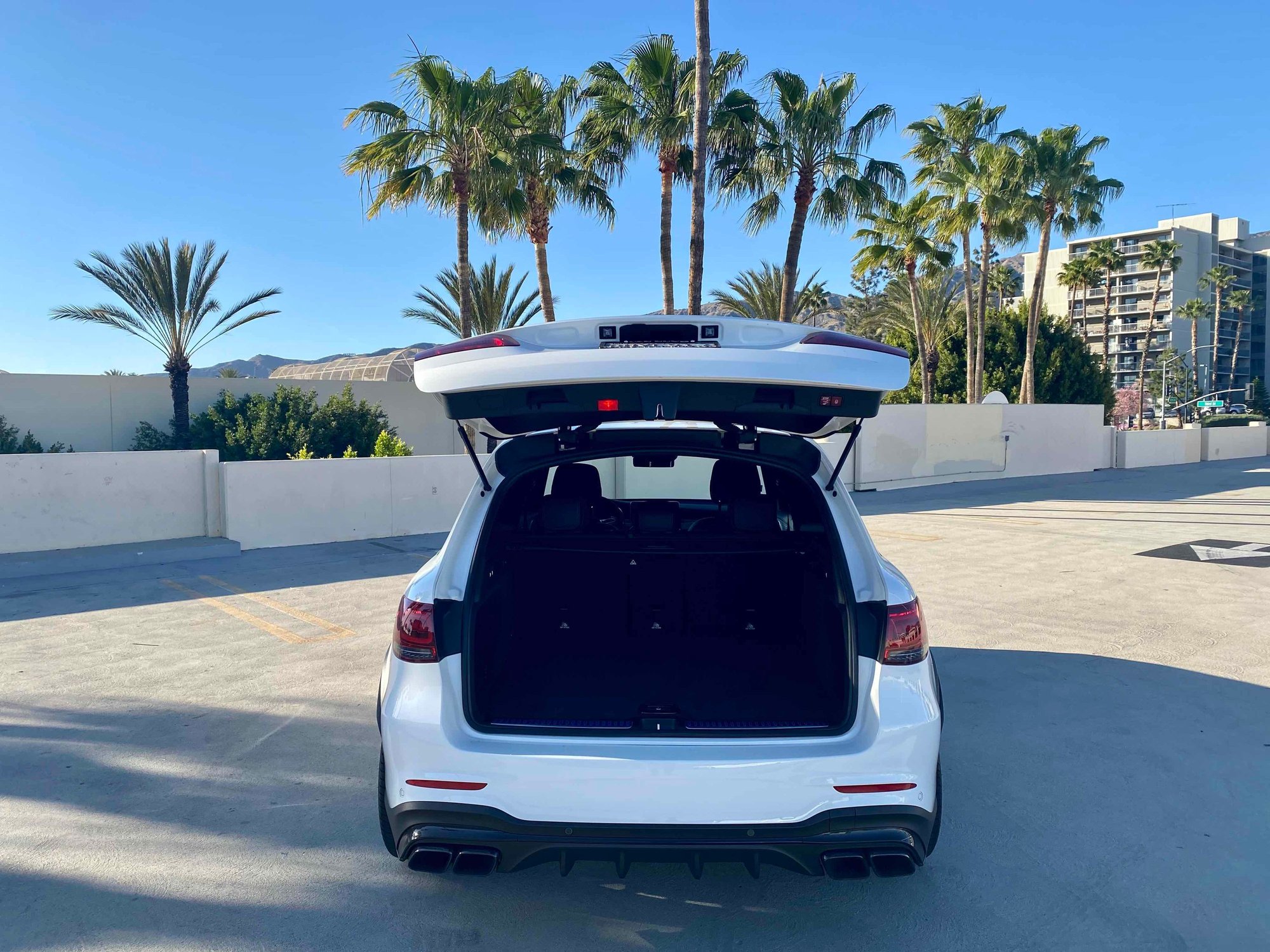 2021 Mercedes-Benz GLC-Class - 2021 Mercedes-Benz GLC63 AMG - Only 5,000 Miles - Fully Loaded - Used - VIN W1N0G8JB8MF902627 - 5,000 Miles - 8 cyl - AWD - Automatic - SUV - White - Glendale, CA 91201, United States