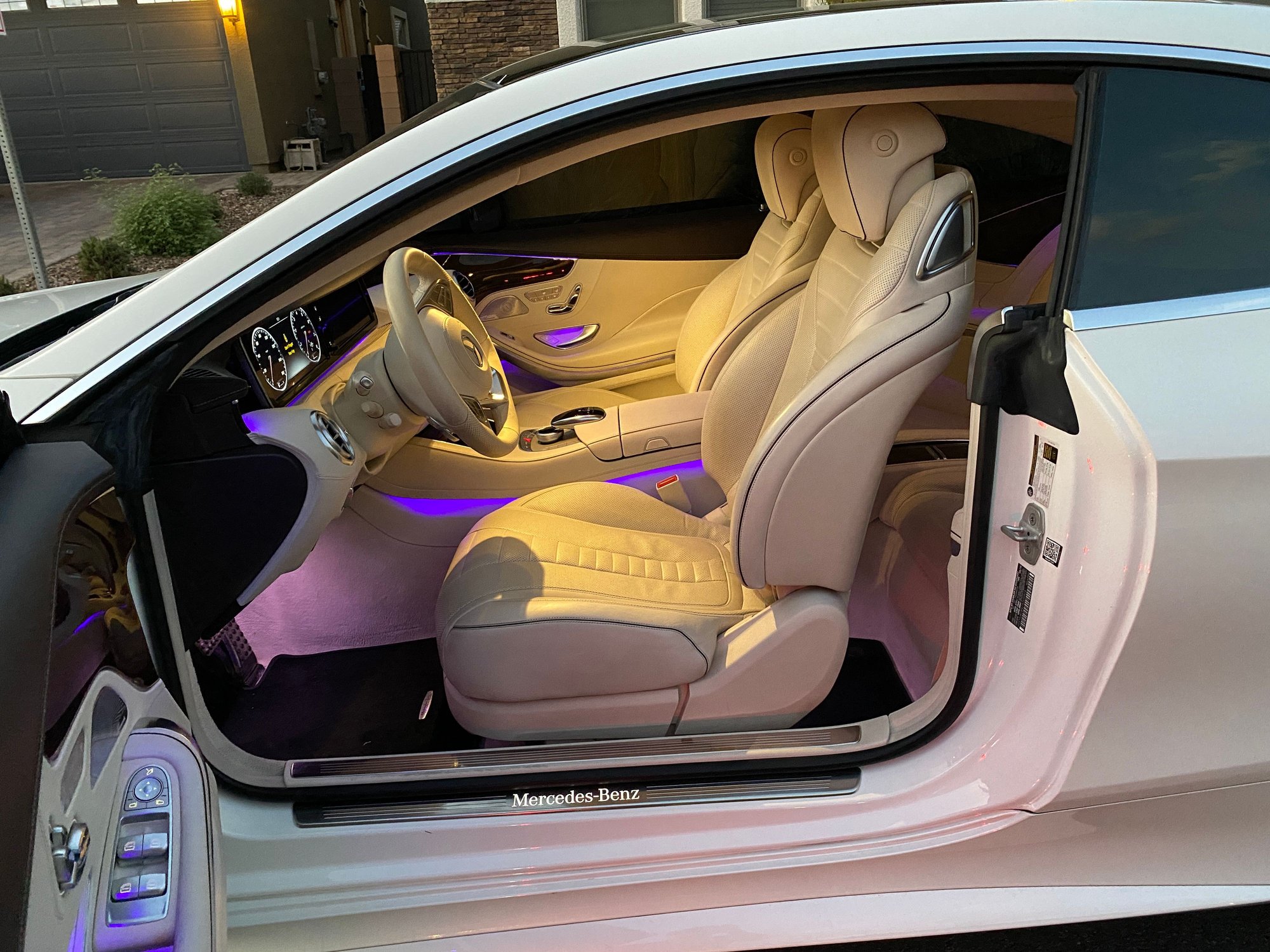 2015 Mercedes-Benz S550 - 2015 Mercedes Benz S550 Coupe 26k mi - Used - VIN WDDXJ8FB4FA009909 - 26,000 Miles - 8 cyl - AWD - Automatic - Coupe - White - Las Vegas, NV 89183, United States