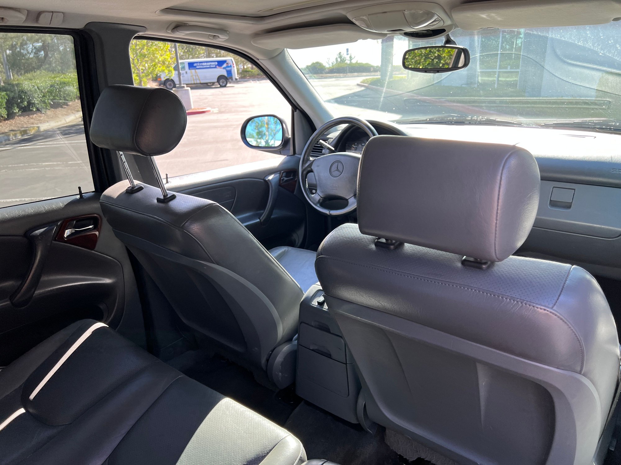 1998 Mercedes-Benz ML320 - 1998 ML320 W163 - Used - VIN 4JGAB54E1WA035629 - 257,572 Miles - 6 cyl - AWD - Automatic - SUV - Silver - San Marcos, CA 92024, United States