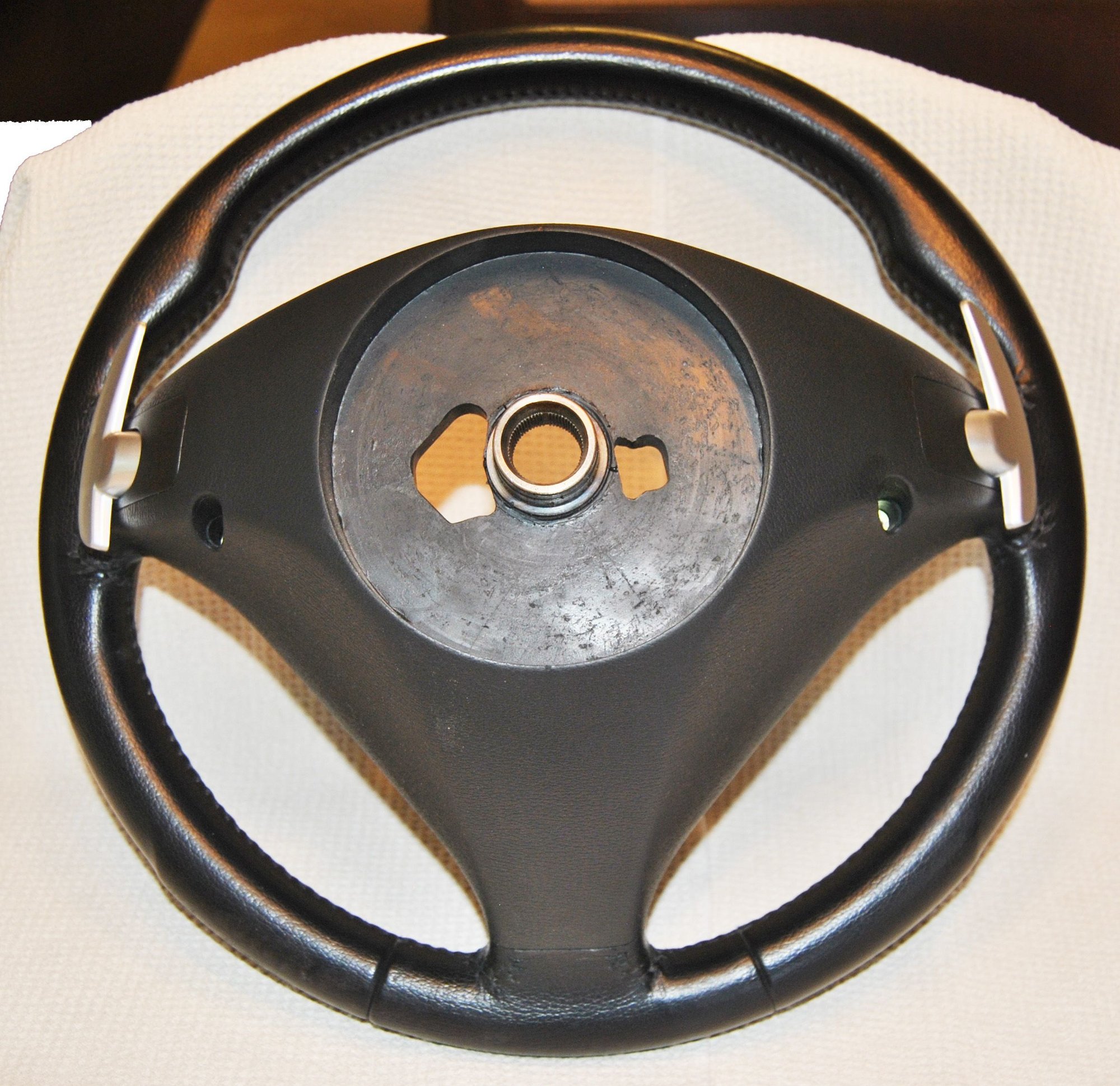 Interior/Upholstery - 2005-2006 Mercedes Benz C55 AMG Steering Wheel - Used - 2005 to 2006 Mercedes-Benz C55 AMG - Upland, CA 91784, United States