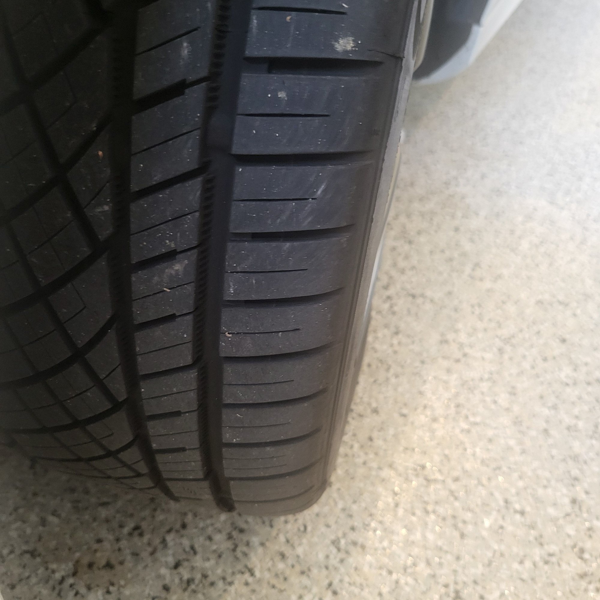 Wheels and Tires/Axles - Swap I have 19 inch wheels and tire will trade for 18 inch - Used - 2022 to 2025 Mercedes-Benz E450 - Bethesda, MD 20816, United States