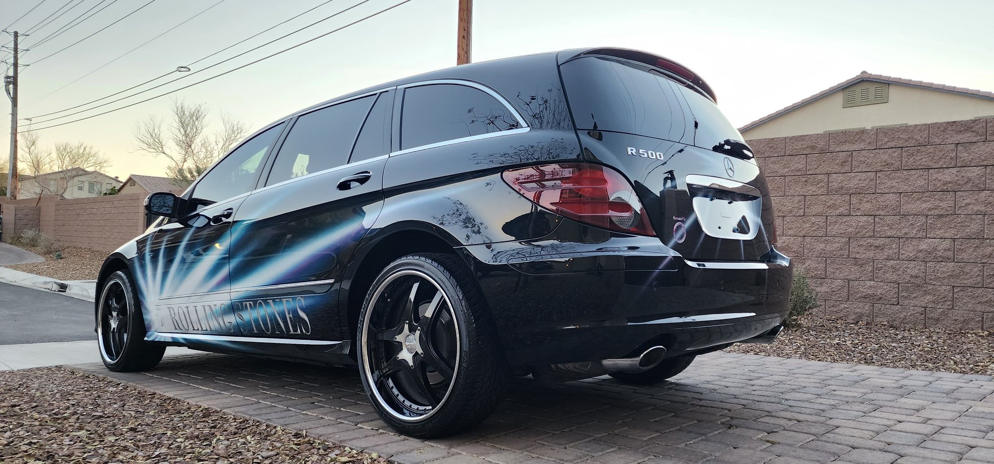 2006 Mercedes-Benz R500 - 2006 Mercedes Benz R500 - Used - VIN 4JGCB75E96A000517 - 42,200 Miles - 8 cyl - Automatic - Las Vegas, NV 89183, United States