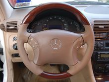 Laurel wood &amp; java leather steering wheel