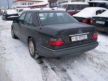 w124 220 E 94&quot; My pride and joy :P 15&quot; inch wheels for winter 
tire´s :D