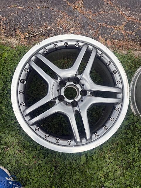 Wheels and Tires/Axles - Mercedes-Benz AMG Wheels 2-Piece SL65 S65 CLS55 E63 19" Staggered Front Rear OEM - Used - 2006 to 2013 Mercedes-Benz CLS-Class - Robinson`, PA 15108, United States