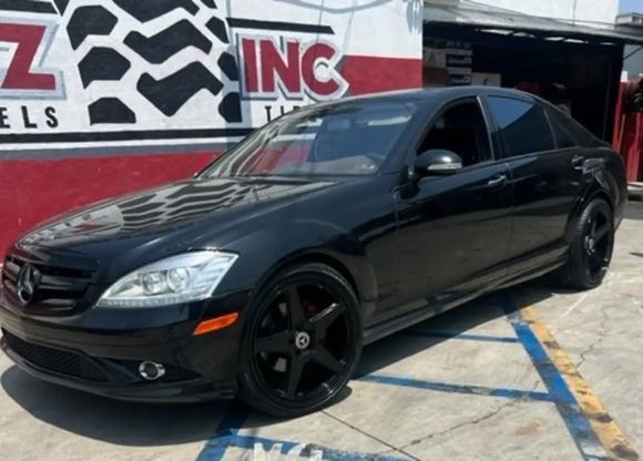 New 22 in tires and wheels