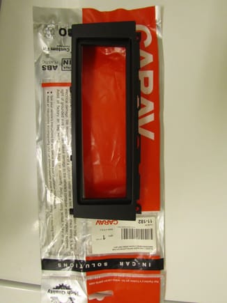 Single-DIN kit from CARAV