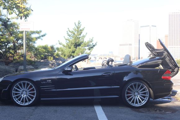 the car used to have vossen 20” wheels these are no longer on the car and not available