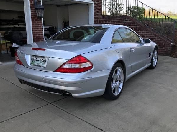 2007 Mercedes-Benz SL550 - 2007 Mercedes 550 SL - Used - VIN WDBSK71f131079 - 99,000 Miles - 8 cyl - 2WD - Automatic - Convertible - Silver - Brentwood, TN 37027, United States
