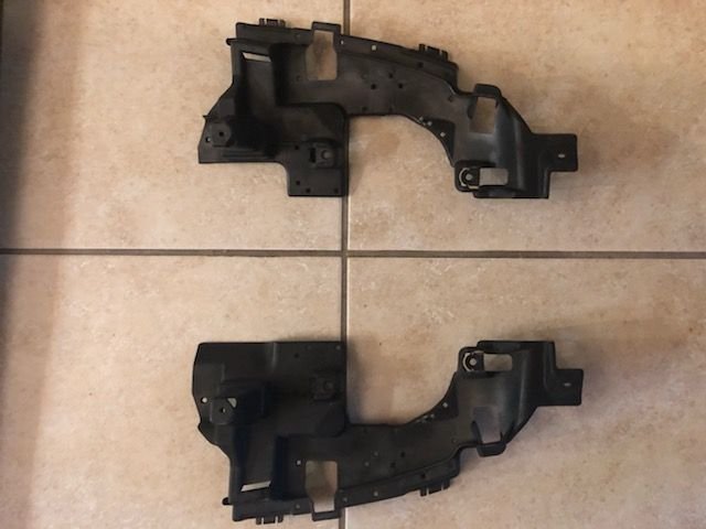 Exterior Body Parts - C450 AMG Rear Apron Trim Diffuser and 4 Outlet Exhaust Tips (OEM) - Used - 2016 to 2017 Mercedes-Benz C450 AMG - 2016 to 2017 Mercedes-Benz C300 - 2016 to 2017 Mercedes-Benz C350e - 2017 Mercedes-Benz C43 AMG - 2016 Mercedes-Benz C450 AMG - 2016 to 2017 Mercedes-Benz C63 AMG - 2016 to 2017 Mercedes-Benz C63 AMG S - Gainesville, FL 32608, United States