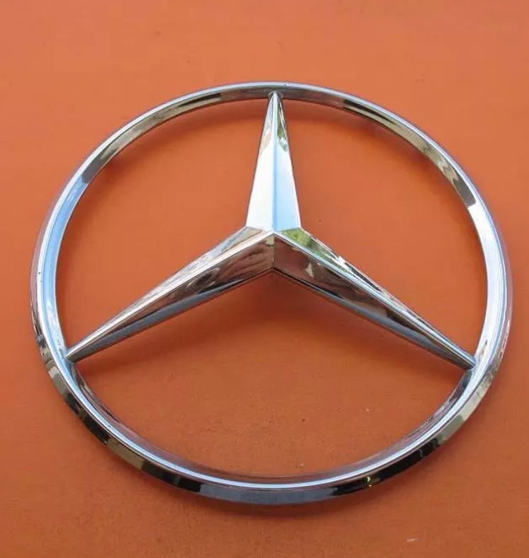Exterior Body Parts - Grille Star Emblem - New or Used - 2000 to 2002 Mercedes-Benz ML320 - Fulton, MO 65251, United States