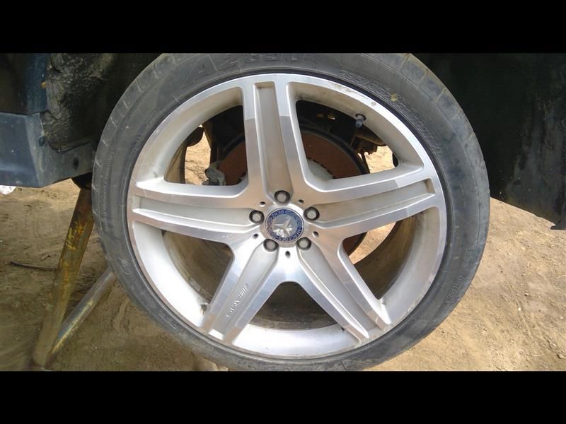 Wheels and Tires/Axles - Need 1 wheel from 2012 GL550 21". - New or Used - 2010 to 2012 Mercedes-Benz GL550 - Bronx, NY 10471, United States