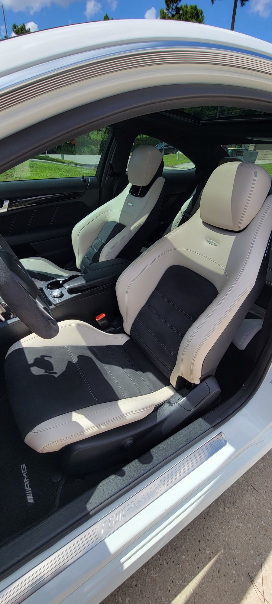 2014 Mercedes-Benz C63 AMG - 2014 C63 AMG 507 Edition for Sale - Used - VIN WDDGJ7HBXEG305083 - 8 cyl - 2WD - Automatic - Coupe - White - Jacksonville, FL 32246, United States