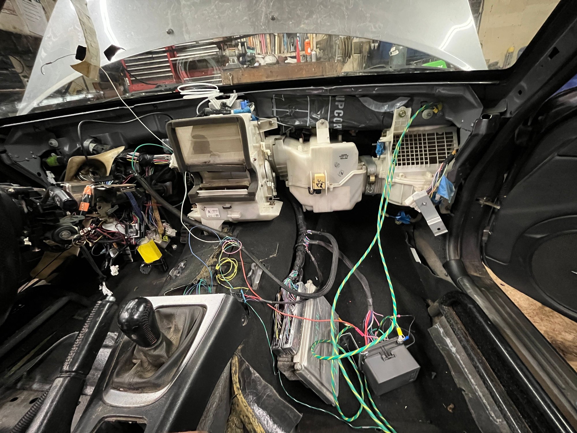 Finally, after four and half years the dashboard is out of my garage and back where it belongs!