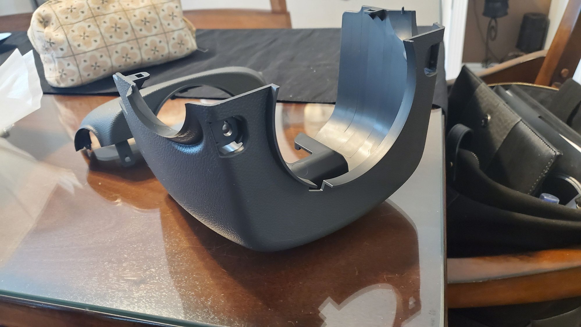 Help with Steering column cover part number MyG37