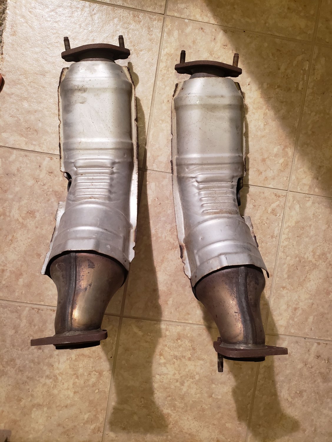 For Sale OEM catalytic converter MyG37