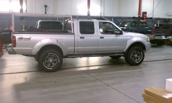 Fresh new lift and mud tires!