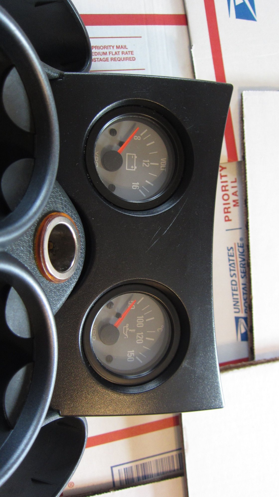 Interior/Upholstery - 2002-2006 MINI Cooper R50, R52, R53 Auxiliary Accessory Gauges, trim and console. - Used - All Years  All Models - All Years  All Models - All Years  All Models - Bryan, OH 43506, United States