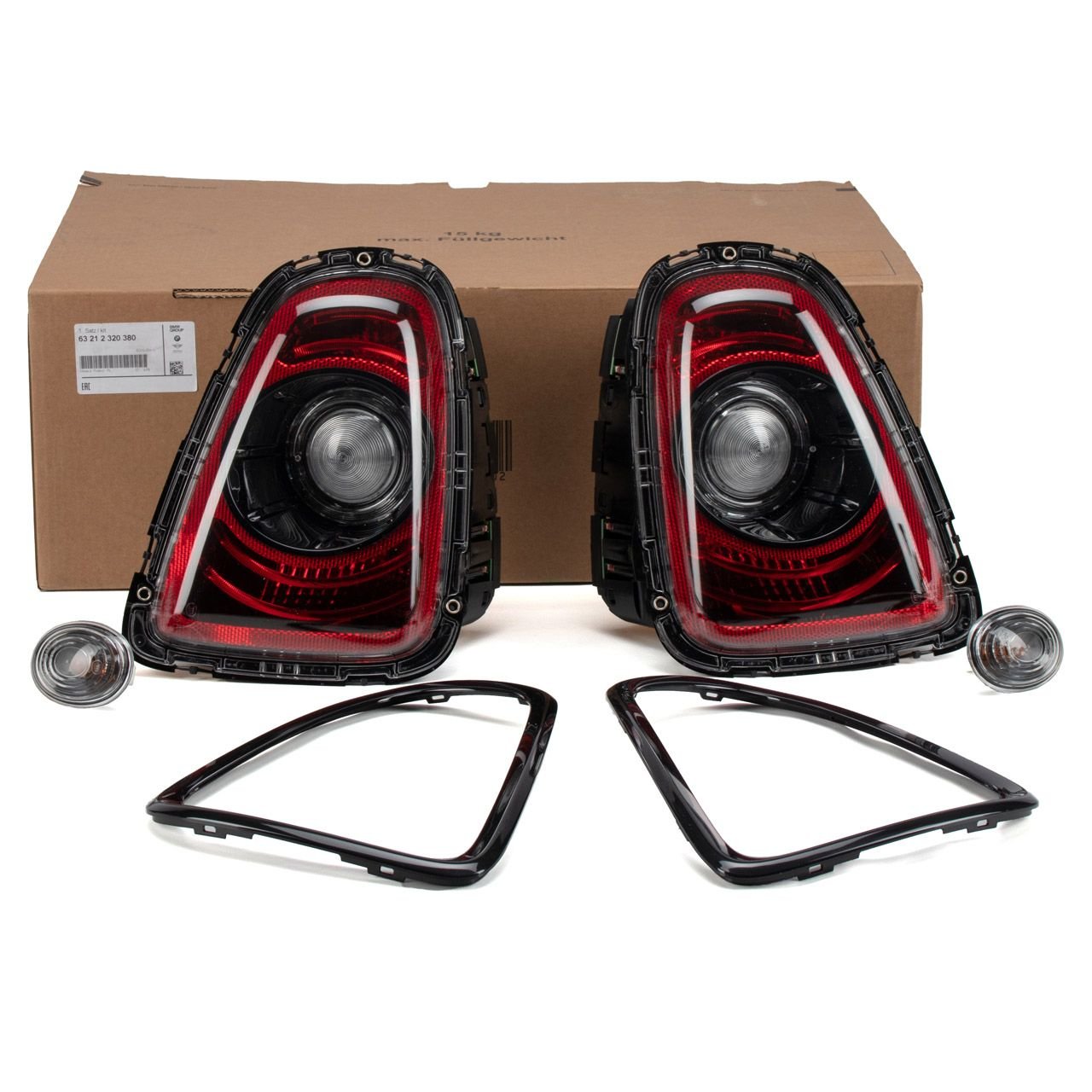 Interior/Exterior Help me understand the shadow/black line rear