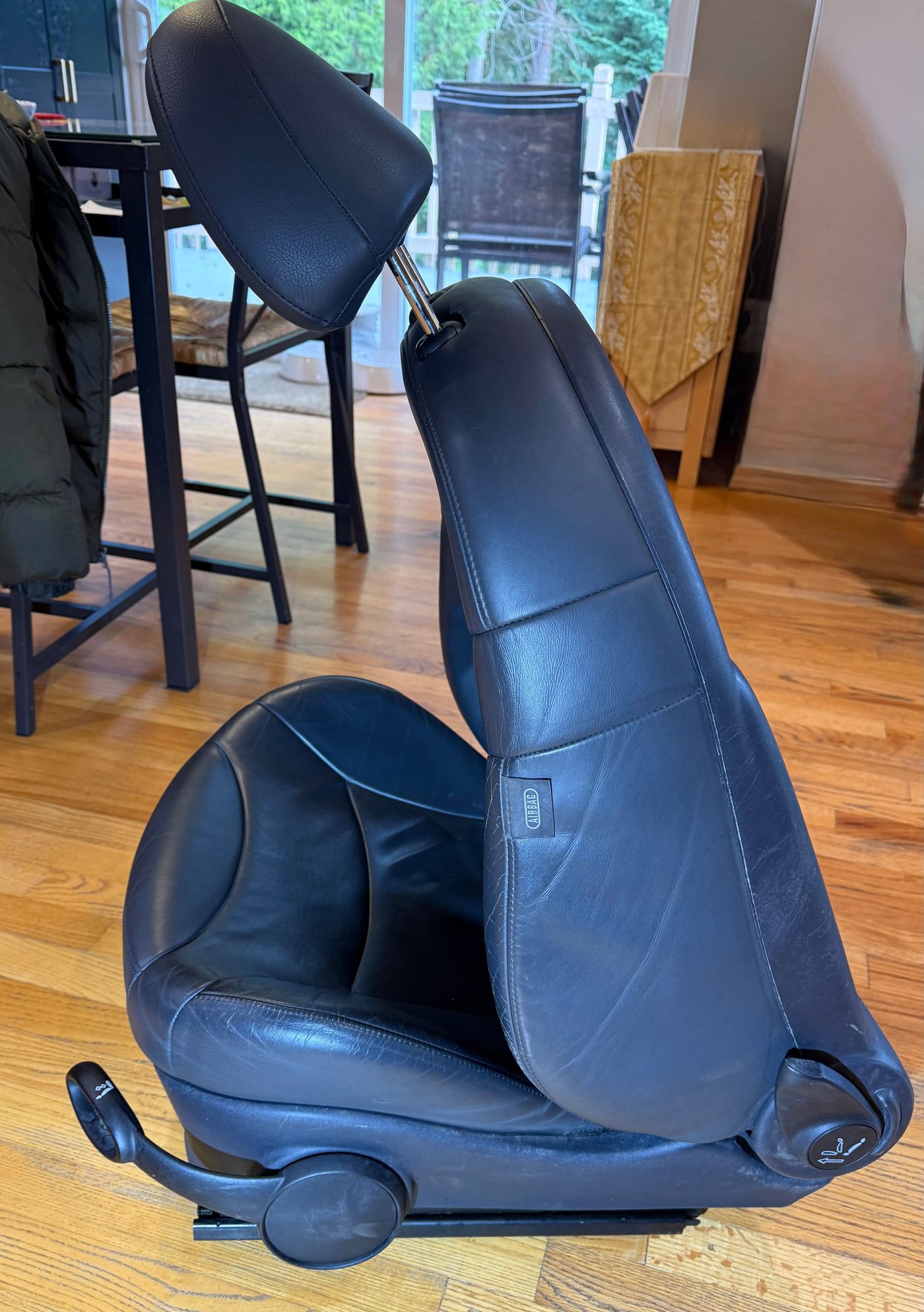 Interior/Upholstery - R53 front leather sport seats (driver+passenger) in good condition - Used - Redmond, WA 98052, United States