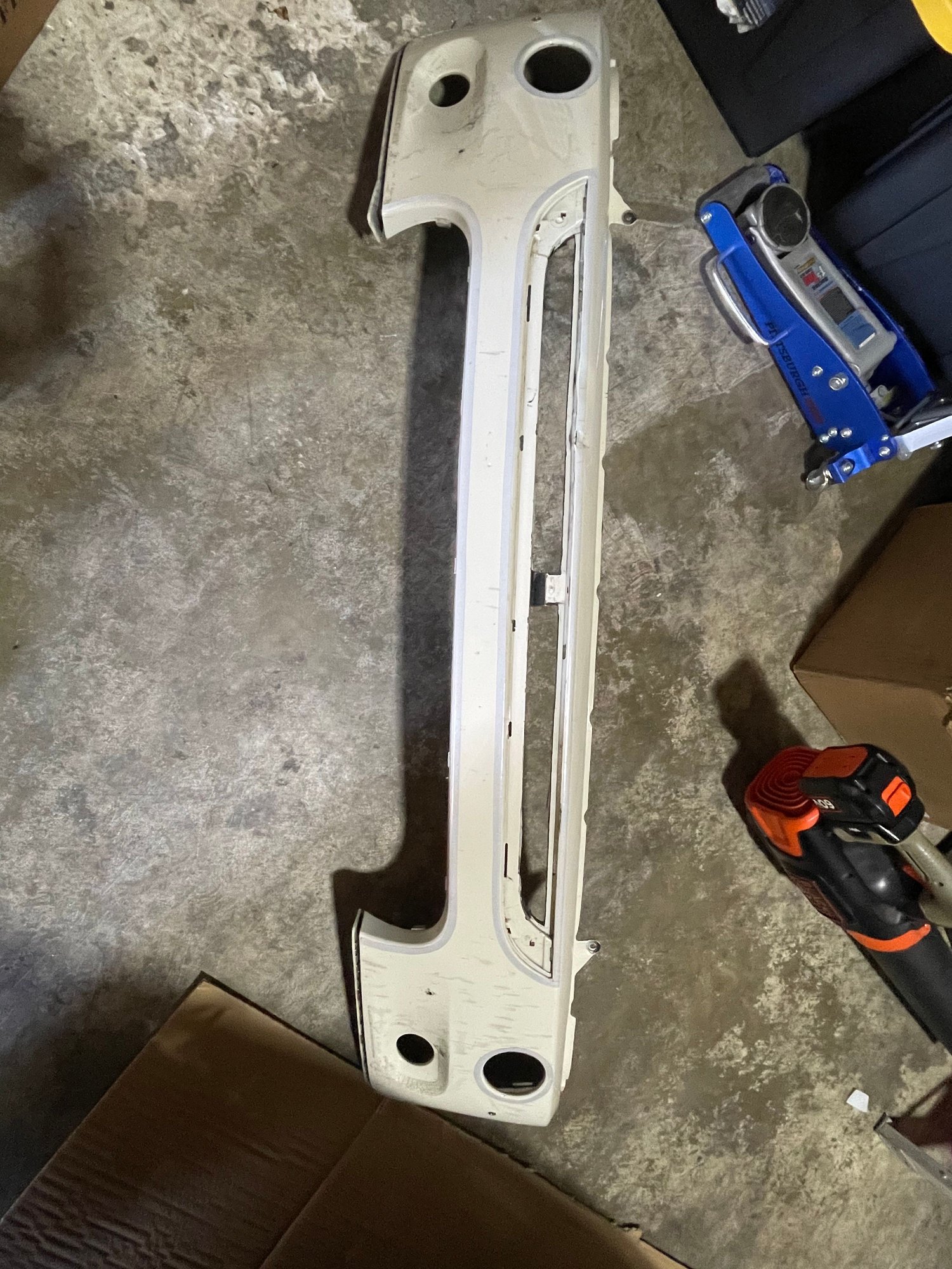 Exterior Body Parts - R53 jcw aero grill lower only and more - Used - 2002 to 2006 Mini R53: "Mk I" Mini Cooper S - 2002 to 2006 Mini R50: "Mk I" Mini One & Cooper - 2002 to 2006 Mini R52: "Mk I" Mini Convertible - St. Petersburg, FL 33714, United States