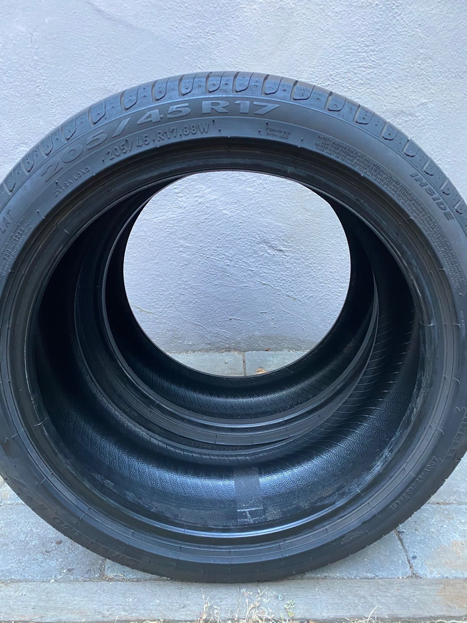 Wheels and Tires/Axles - Pirelli Cinturato P7 RFT 205/45 R17 88W - Used - 2015 to 2022 Mini All Models - Palo Alto, CA 94303, United States