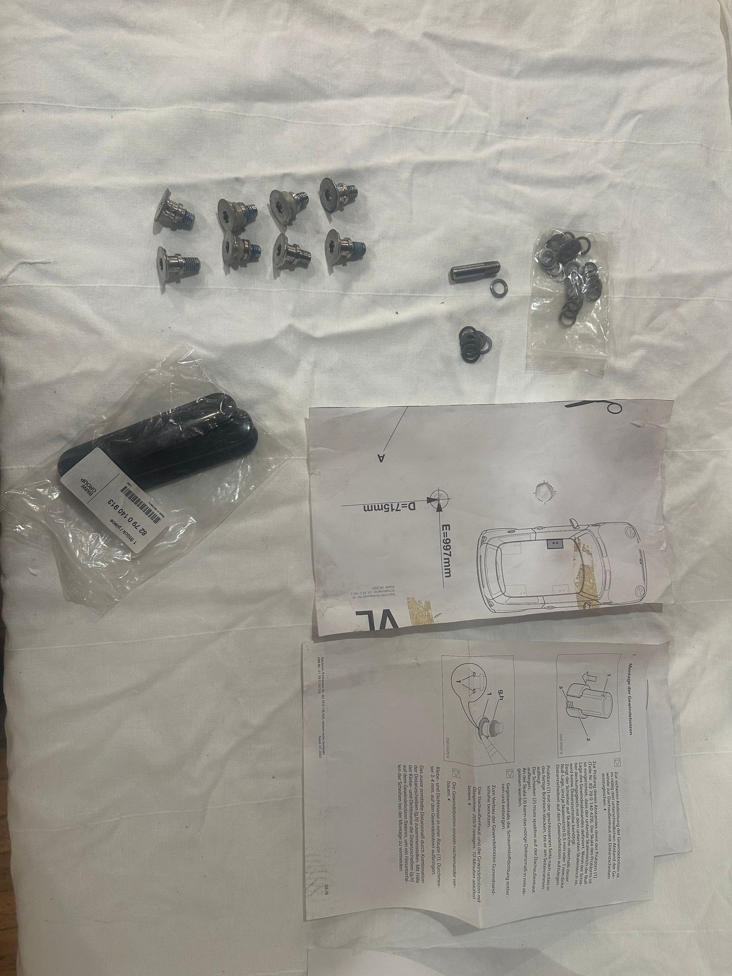 Exterior Body Parts - R53 Roof Rack Screw Cover 82-79-0-140-913 and installation kit - New - All Years  All Models - Montreal, QC H3H2J2, Canada
