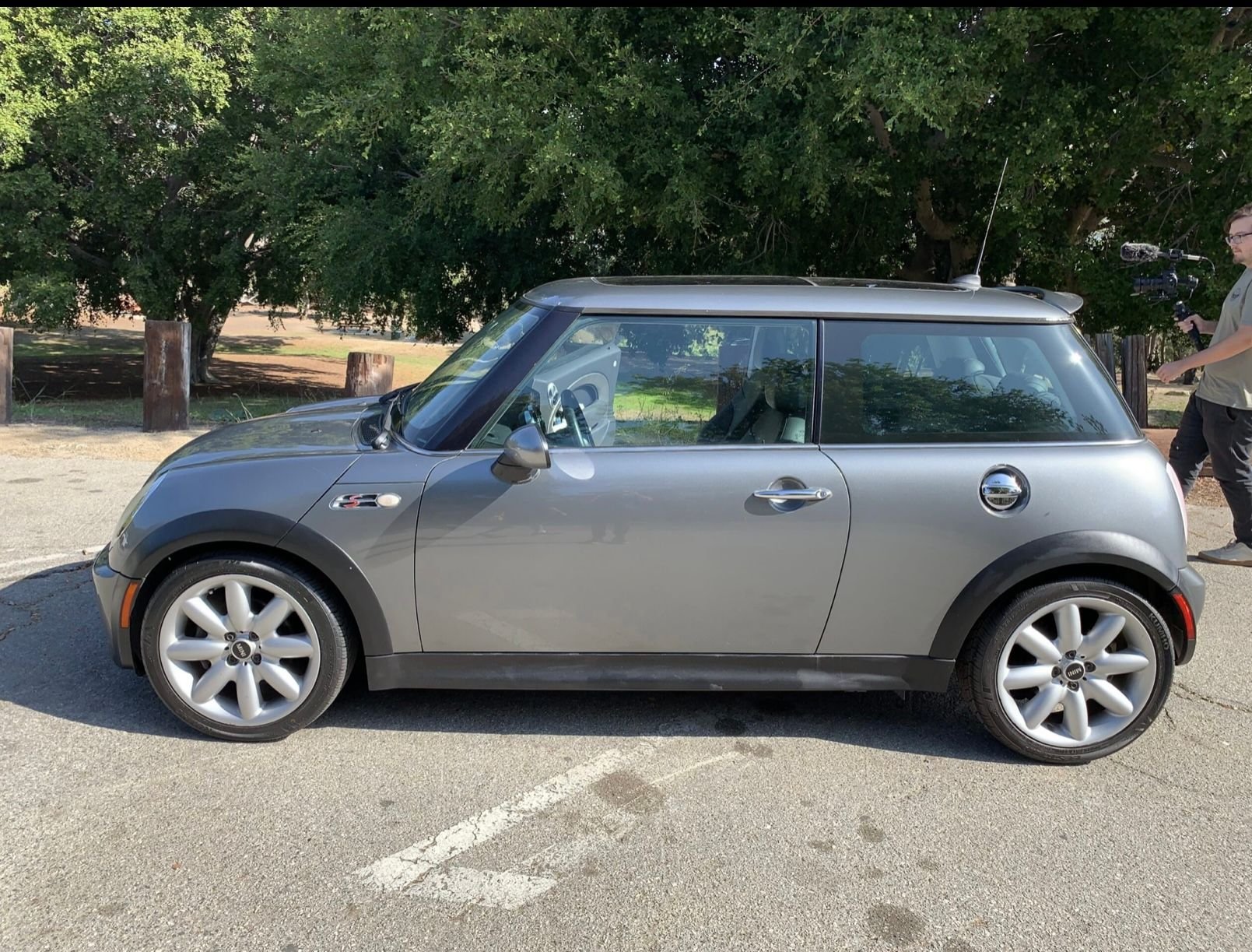 2005 Mini R53: "Mk I" Mini Cooper S - 45,000 mile R53, 6spd manual, gauges, mechanically sound and cosmetically clean - Used - VIN Wmwre33445td97016 - 45,000 Miles - 4 cyl - 2WD - Manual - Hatchback - Gray - Powell, OH 43065, United States