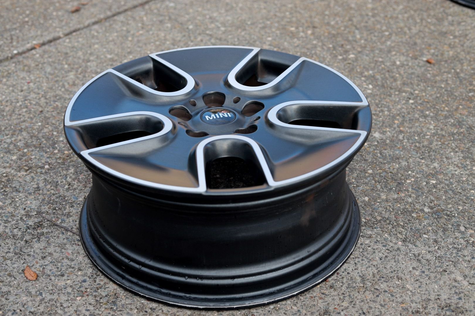 Wheels and Tires/Axles - Mini Cooper Countryman / Paceman 17" wheels - Used - 2011 to 2017 Mini Cooper Countryman - 2013 to 2017 Mini Cooper Paceman - Medford, OR 97504, United States