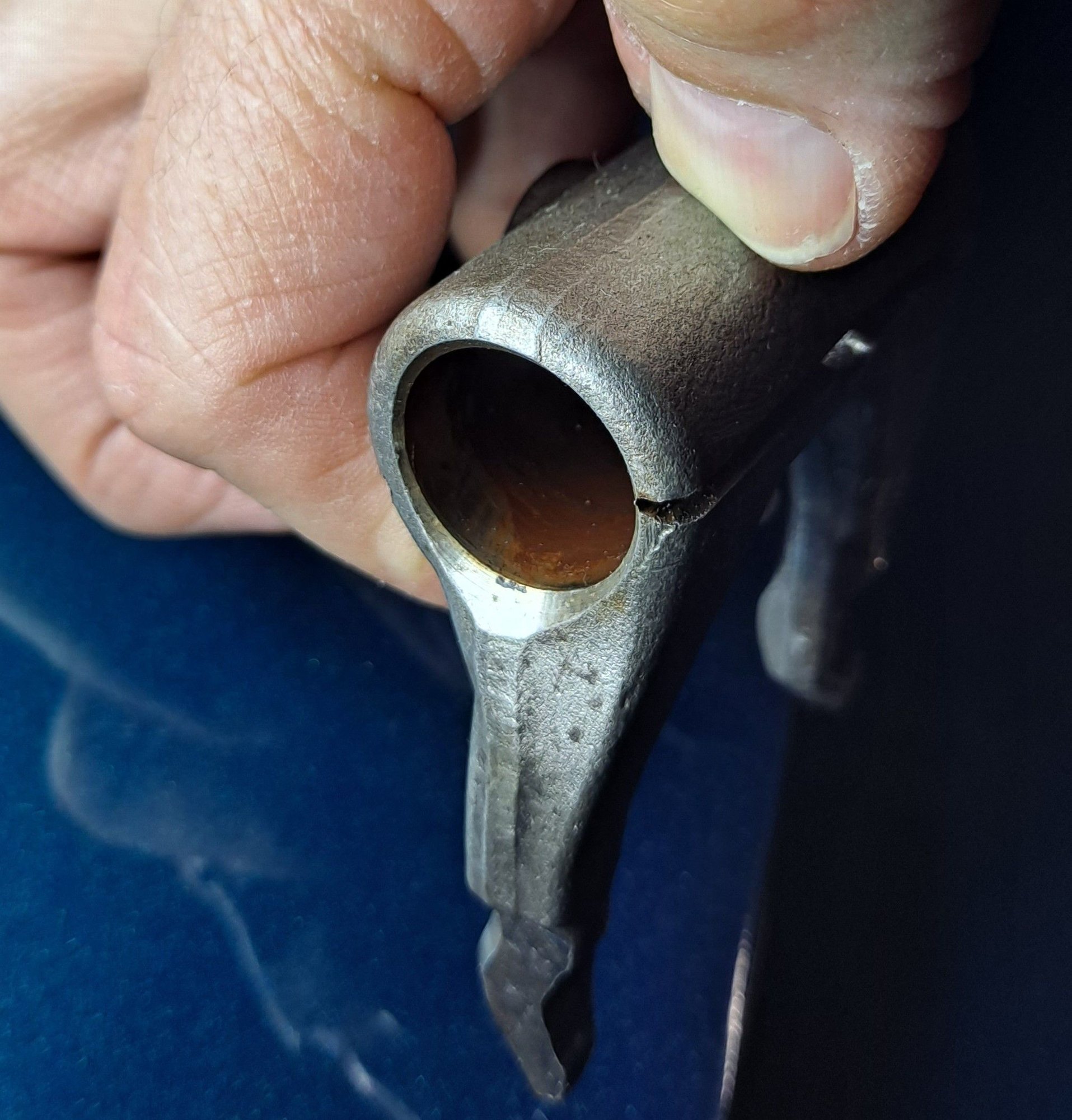 The cut marks on the side are where i used the cutting tool