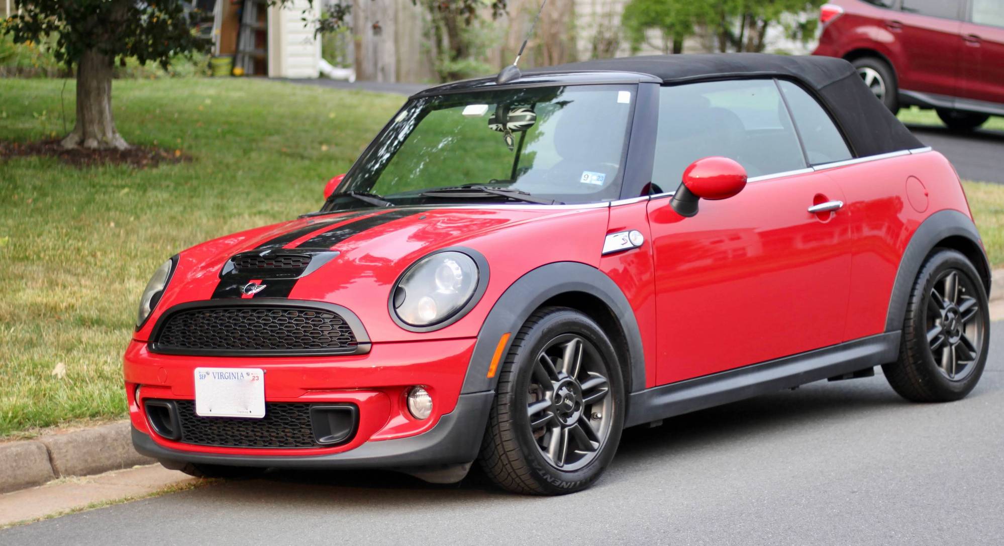 2011 Mini R57: "Mk II" Mini Convertible - 2011 Cooper S Cabriolet 6MT for sale - Used - VIN WMWZP3C5XBTX83841 - 133,000 Miles - 4 cyl - 2WD - Manual - Convertible - Red - Sterling, VA 20165, United States