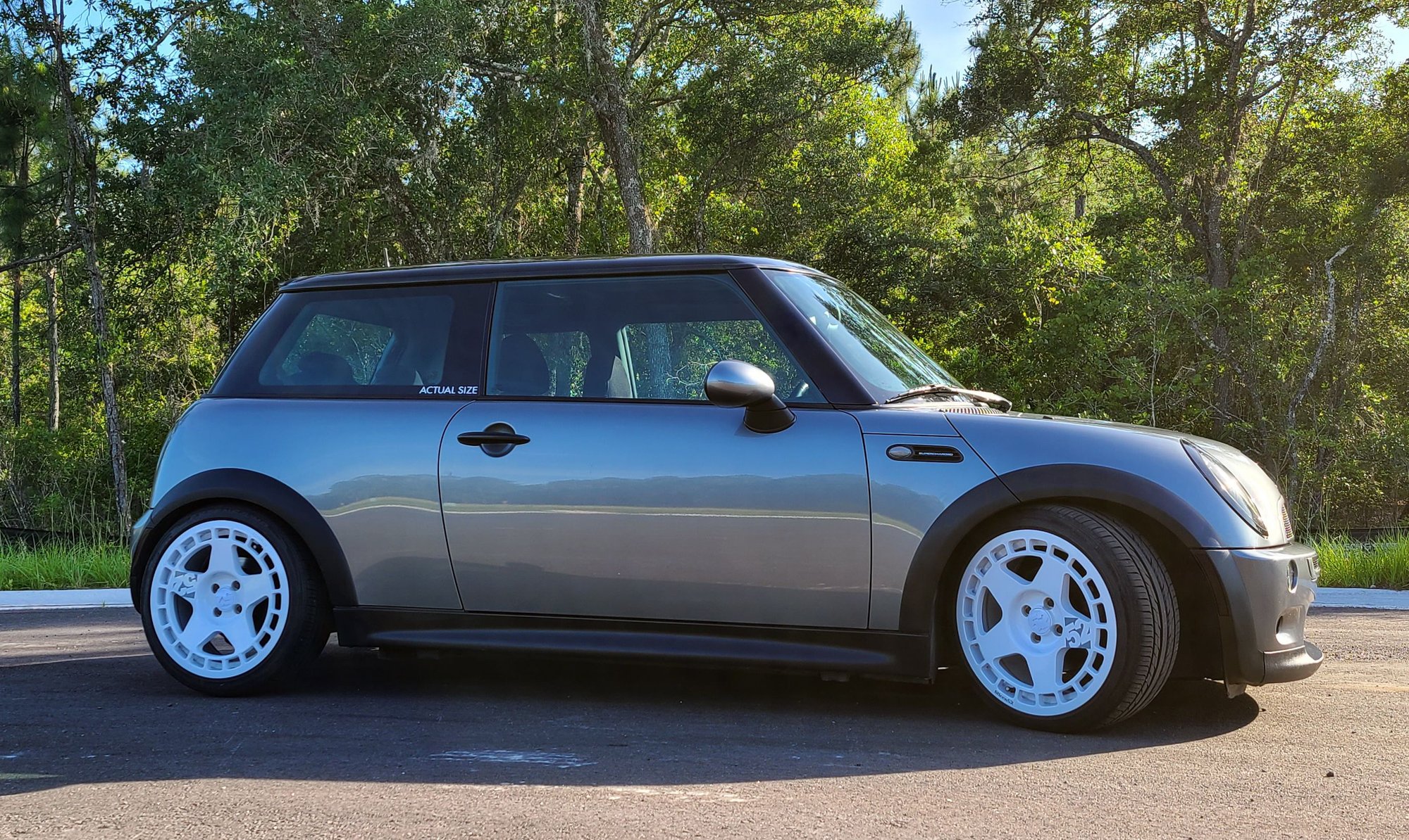 2005 Mini R53: "Mk I" Mini Cooper S - 2005 Mini Cooper S - NE FL - Used - VIN WMWRE33455TD98515 - 88,000 Miles - 4 cyl - 2WD - Manual - Hatchback - Gray - St Augustine, FL 32086, United States