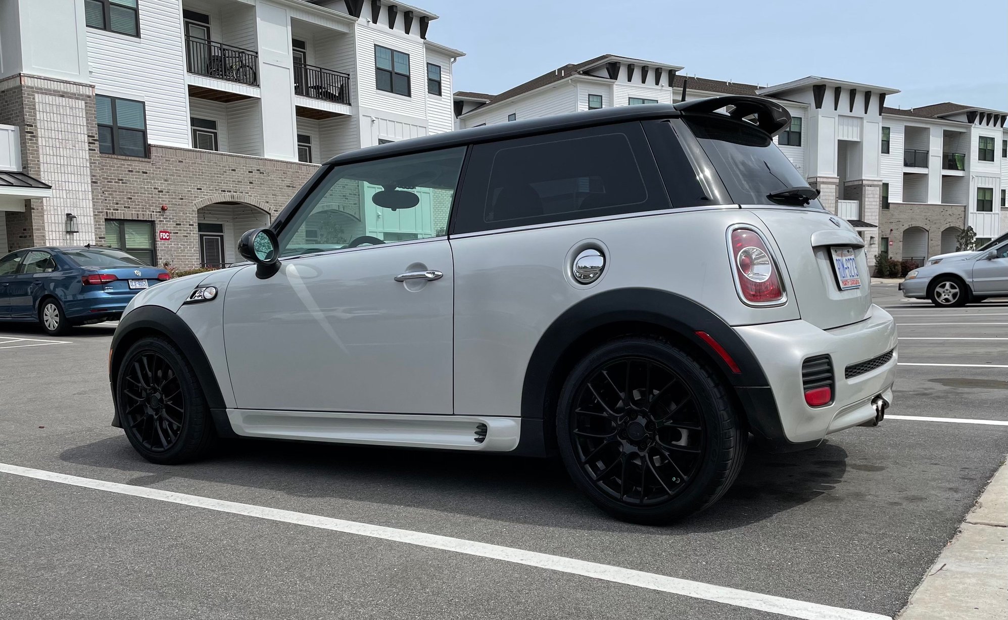 2012 Mini R56: "Mk II" Mini Hatch/Hardtop range - 2012 Mini Cooper S - Used - VIN WMWSV3C59CTY26218 - 105,300 Miles - 2 cyl - 2WD - Manual - Hatchback - Gray - Wilmington, NC 28411, United States