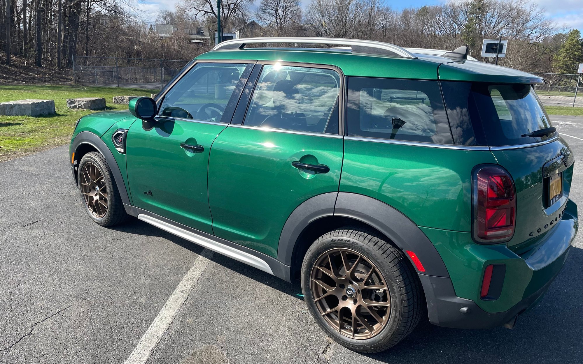 New wheels and summer tires on Morris