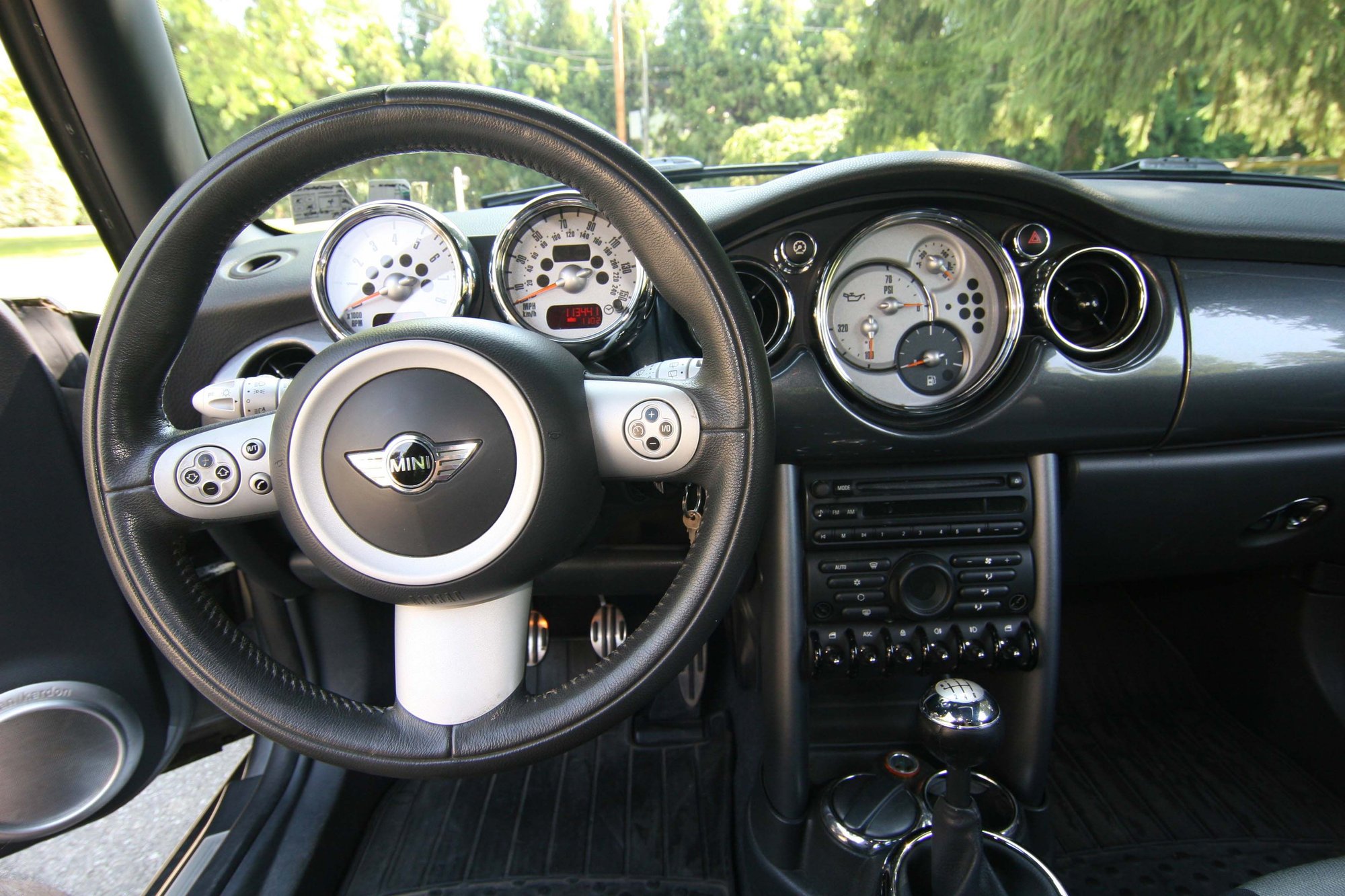 2005 Mini R53: "Mk I" Mini Cooper S - 2005 Mini Cooper S, R53 - Used - VIN WMWRE33405TD97935 - 113,445 Miles - Manual - Coupe - Gray - Phila Suburbs, PA 19087, United States